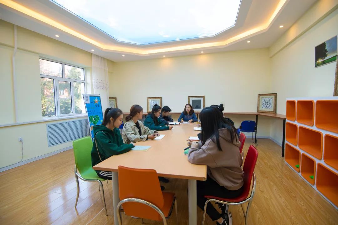 走進龍外 | 黑龍江外國語學院學生心理成長指導中心 點亮心燈，賦能成長